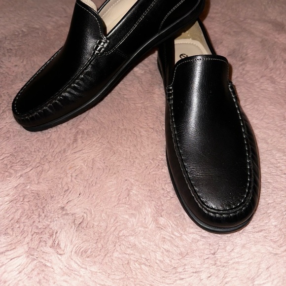 NWOT Ecco men’s black leather slip on loafers 40 6 office business casual - Picture 12 of 12
